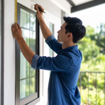 平面圖討論、配置、動線、及預算費用，詳細估價明細相關事項。